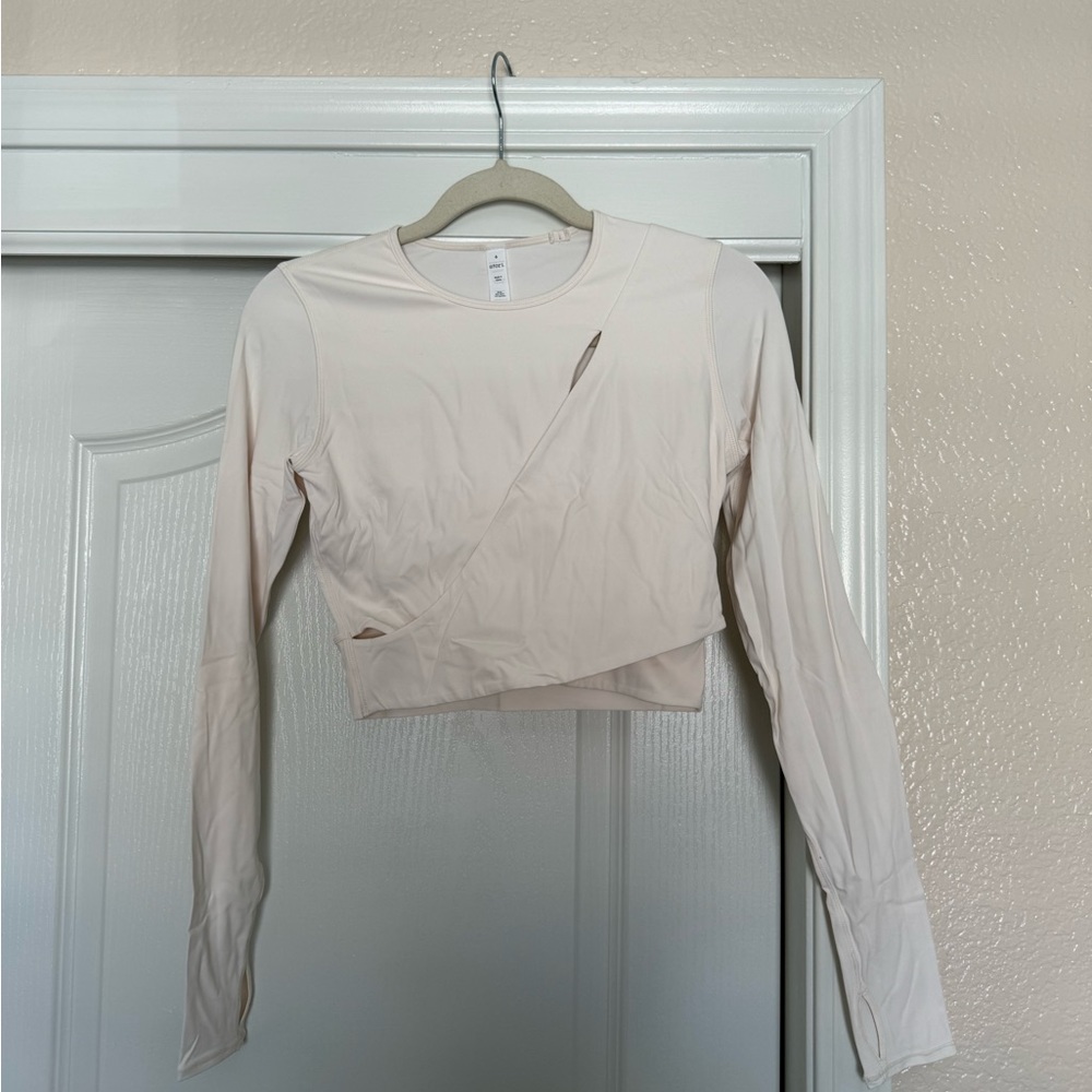 Stori long sleeve cropped workout top